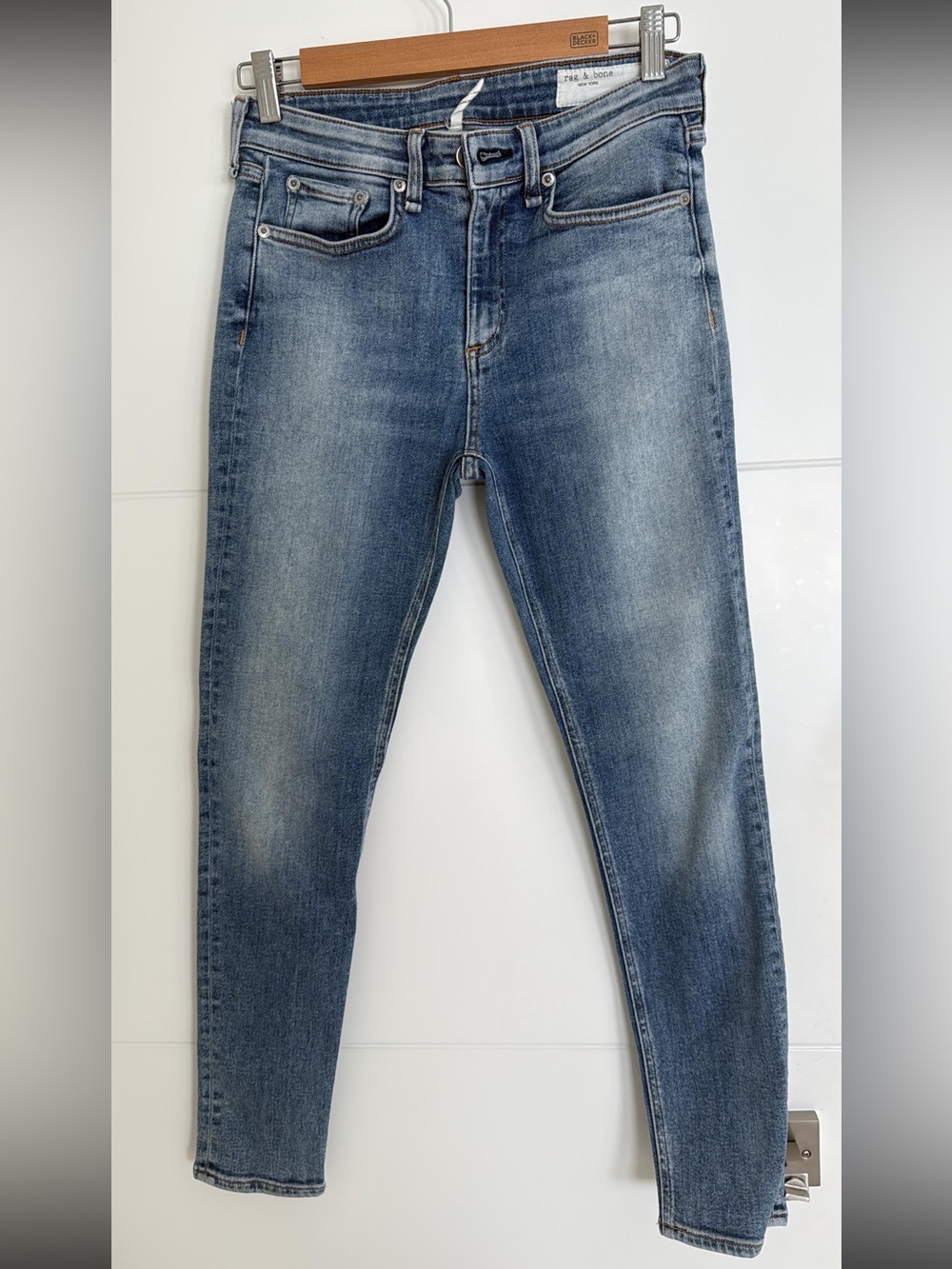 rag & bone Skinny Jeans in Medium Blue Wash